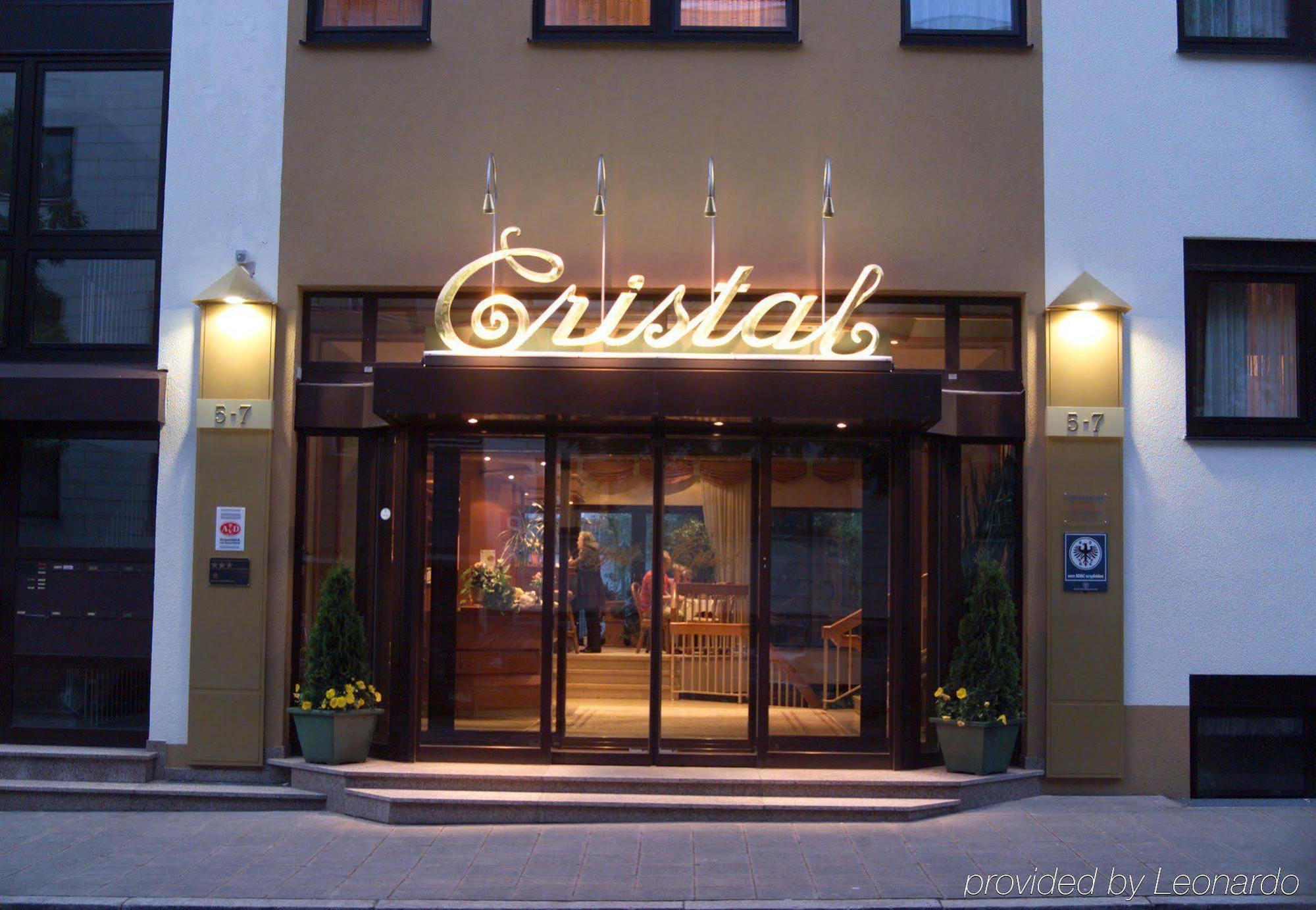Hotel Cristal Нюрнберг Экстерьер фото