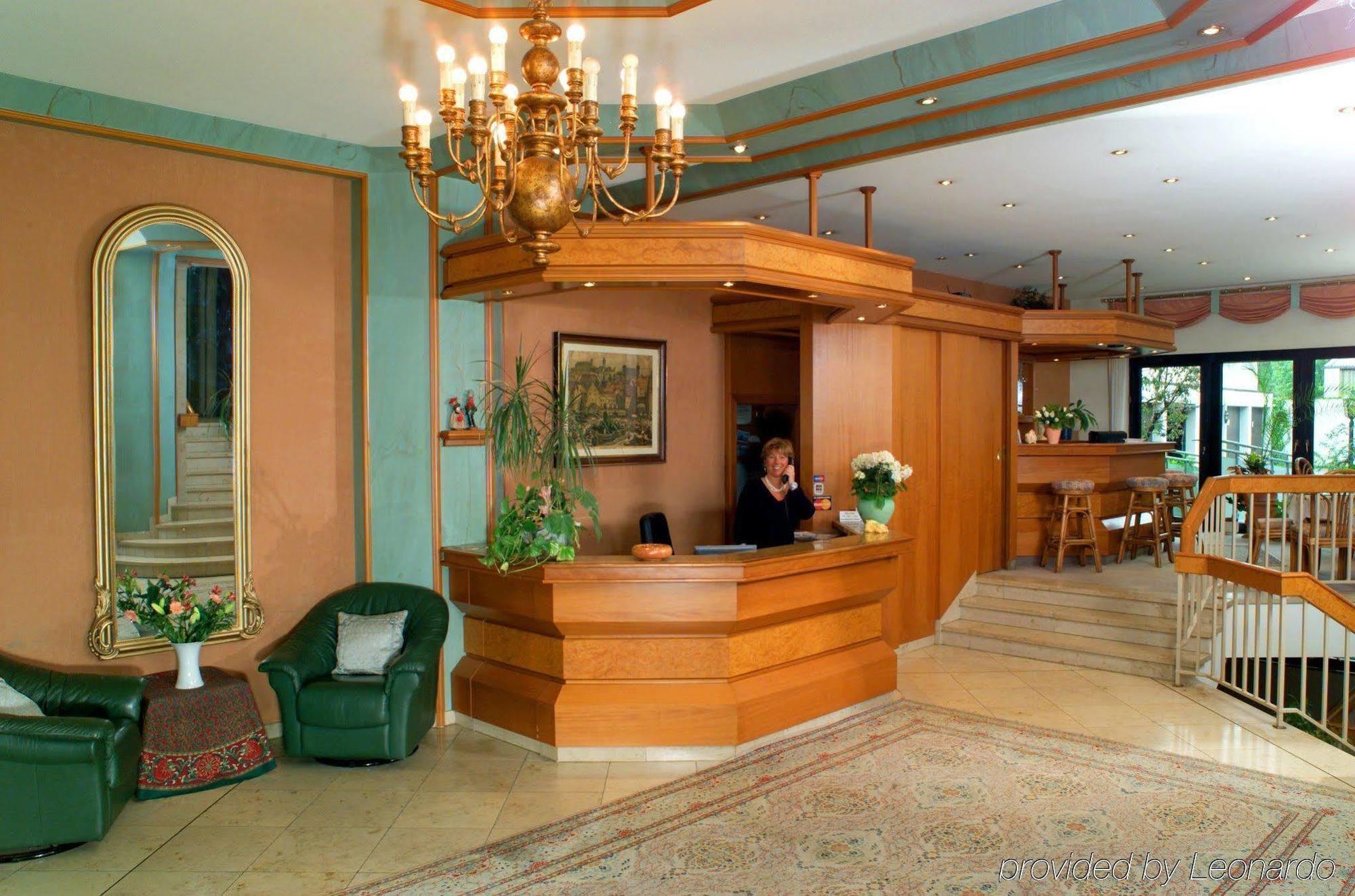 Hotel Cristal Нюрнберг Интерьер фото